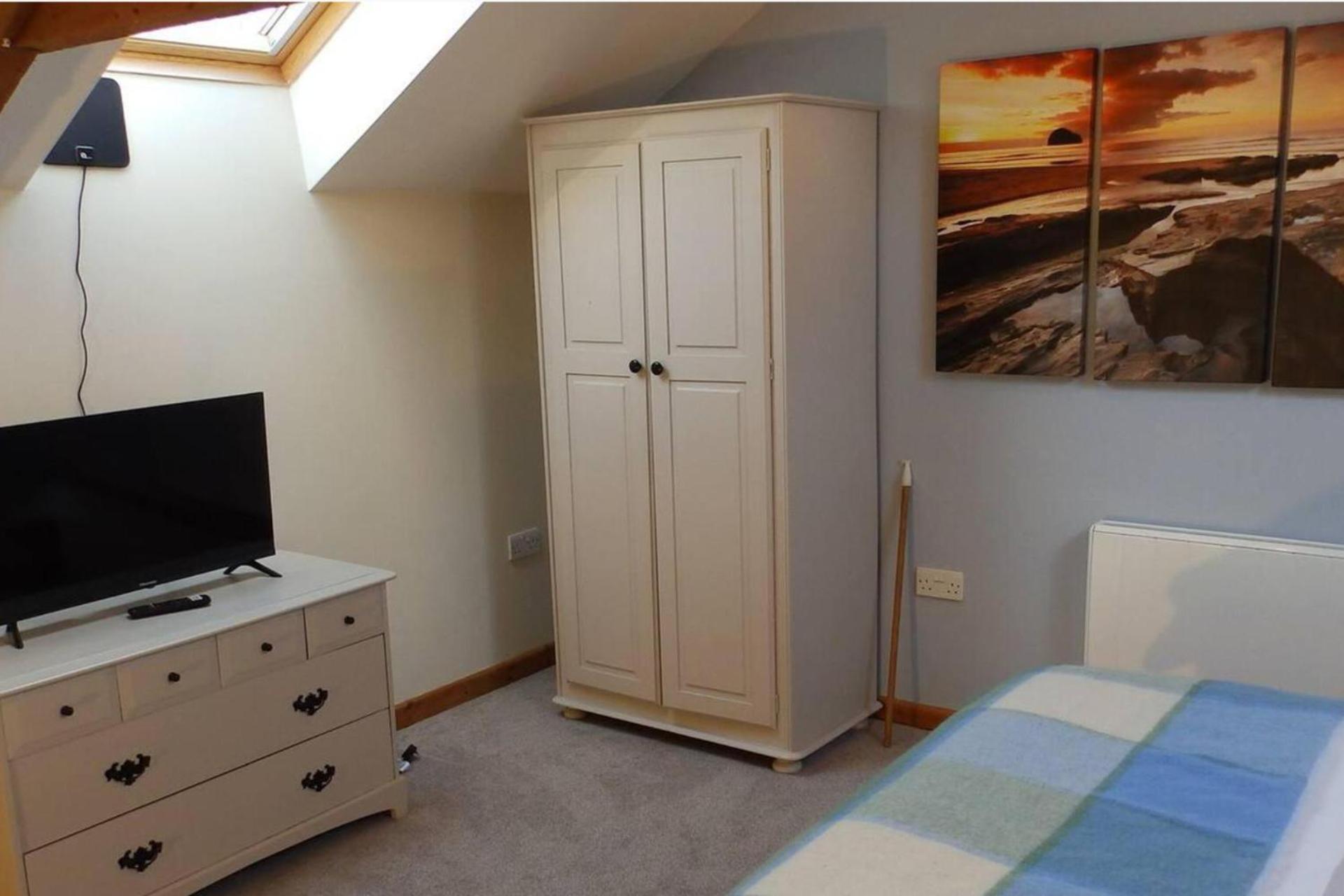 1 Bed-Pet Friendly-Parking-Patio-Close To Coasts North Hill 외부 사진